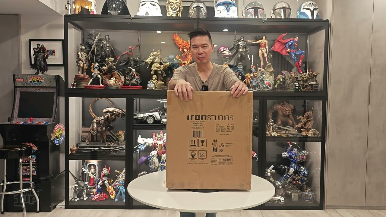 Iron Studios He-man and Battle Cat Deluxe 1:10 Scale Statue Unboxing and Review!