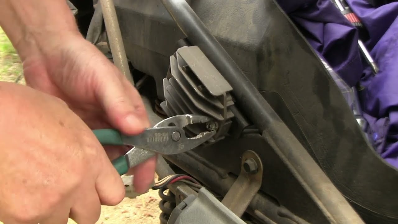 Majesty 250 turn signal repair.
