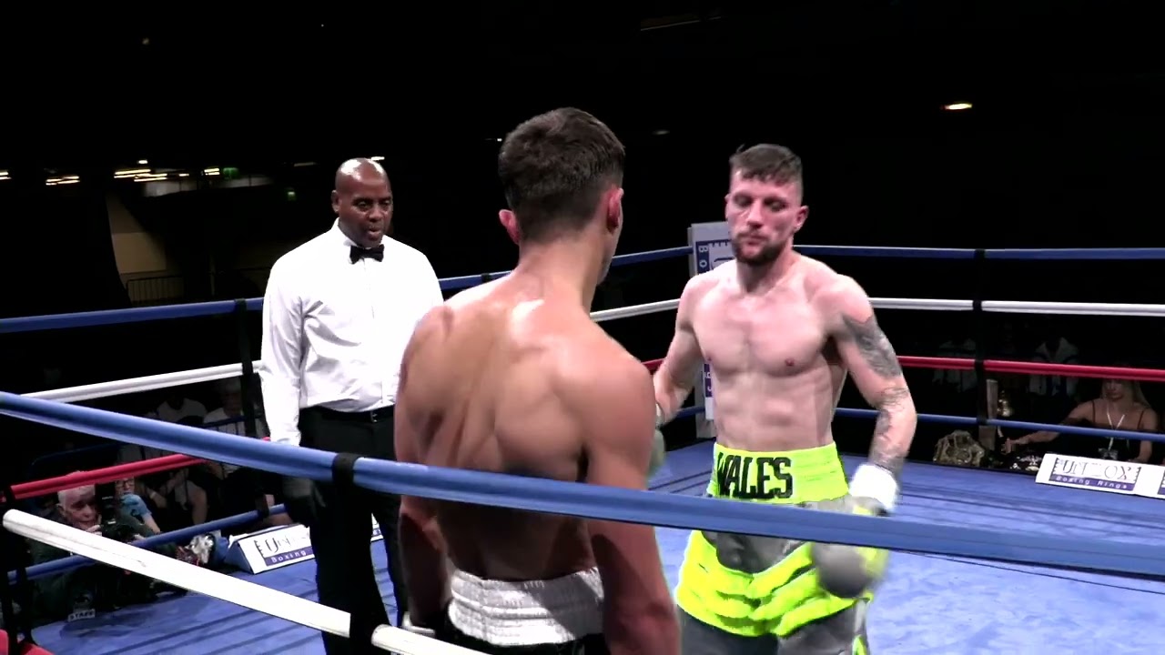 Max Constant VS Aaron Wales |boxing Valhalla 7