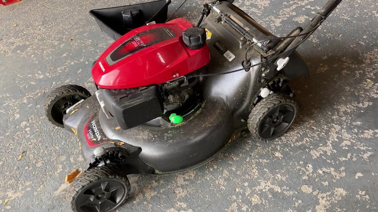 Honda HRNVLCA Lawn Mower OIl Change