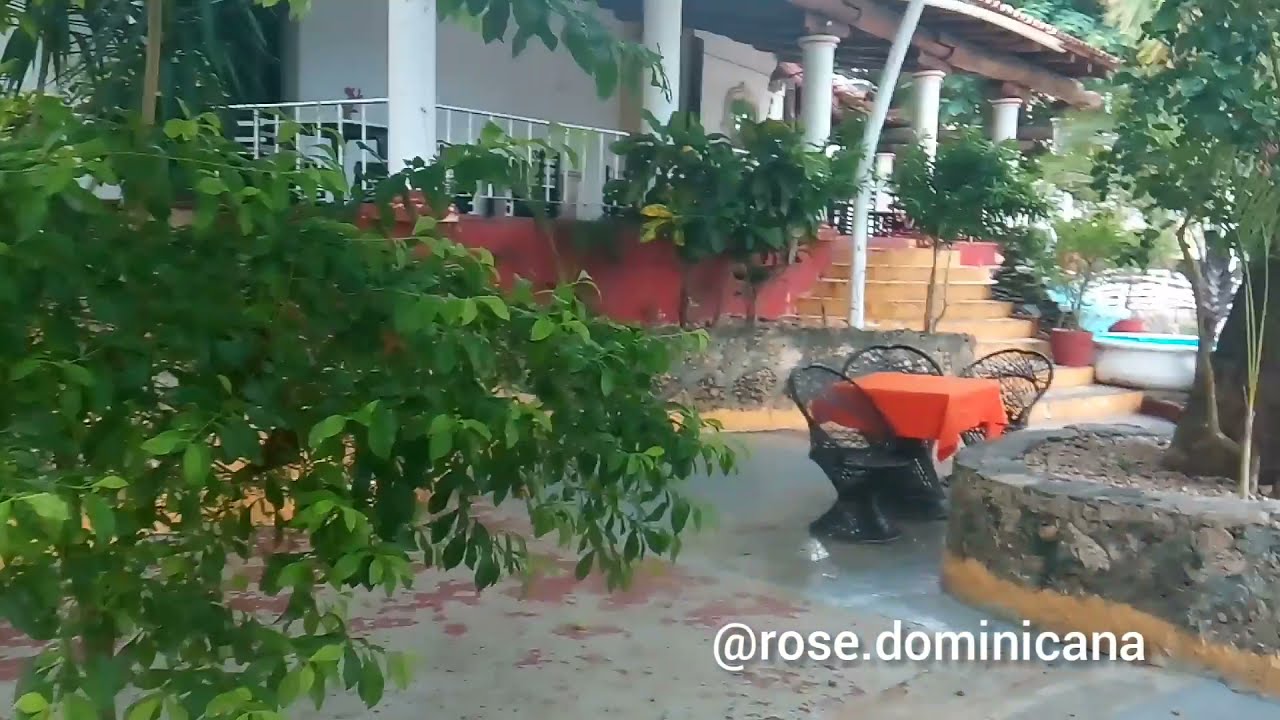 Hotel en Boca Chica RD$2,500 peso República Dominicana