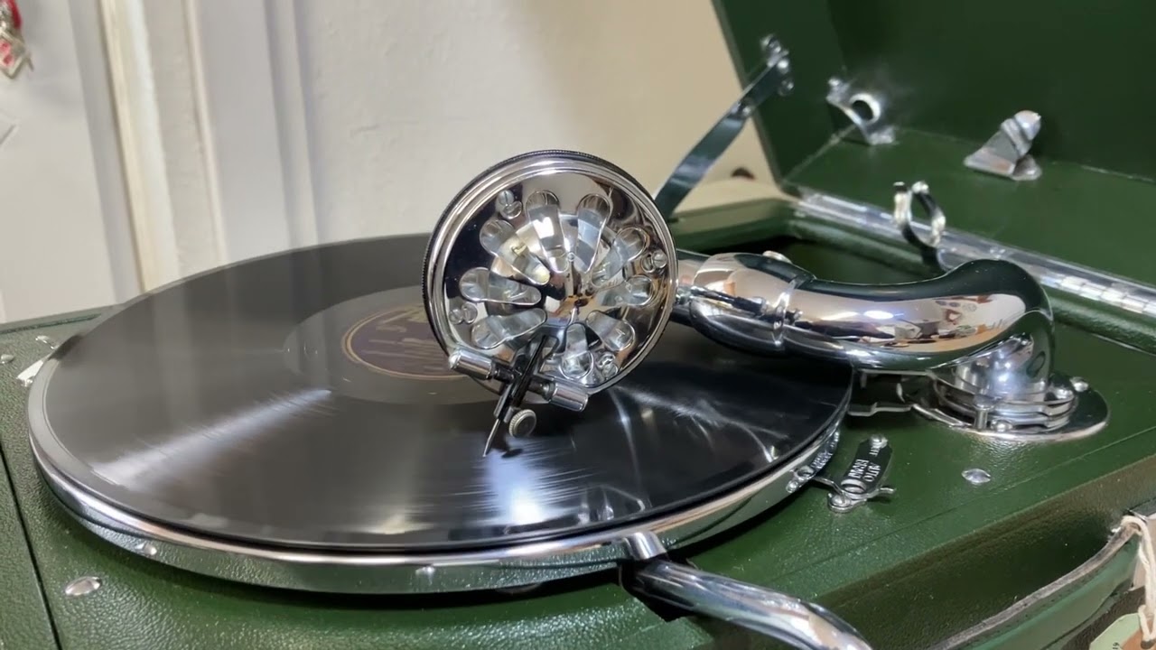 Whistle My Love ( Elton Hayes - 1952 ) HMV 102E Gramophone