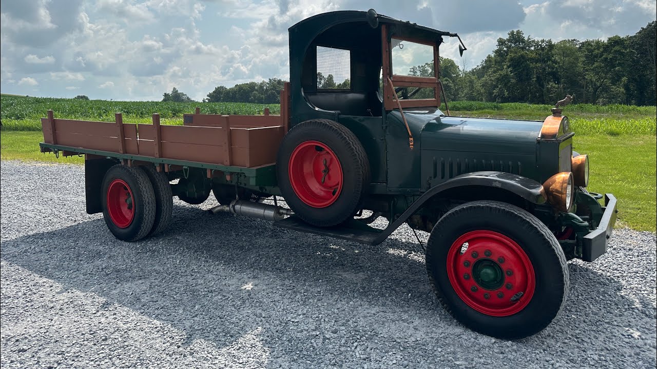 1928 Mack AB Flatbed cold start, walk-around, driving