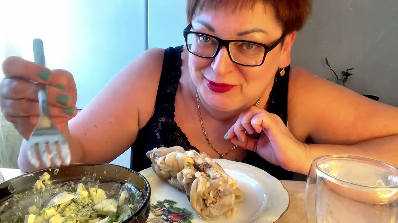 МУКБАНГ/Копыто ,надо дожирать