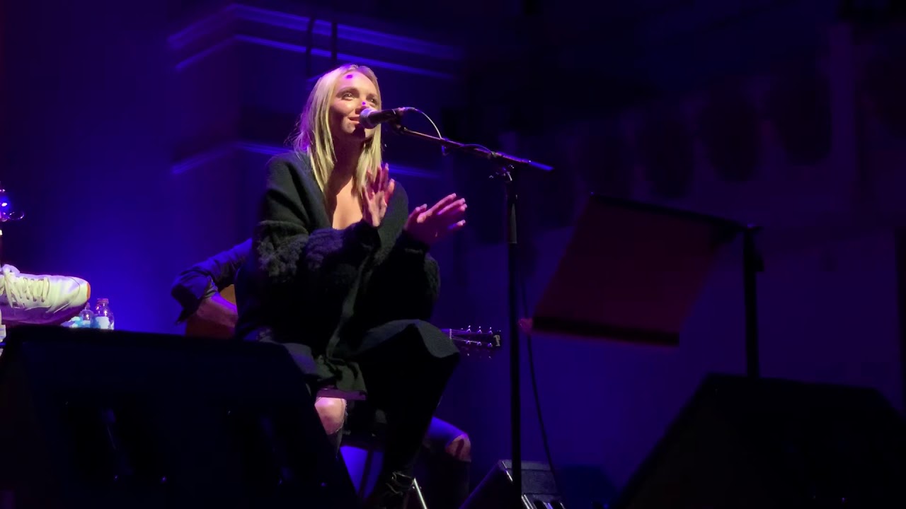 Danielle Bradbery - Never Have I Ever
