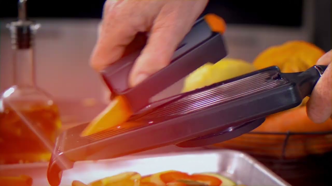 Microplane Adjustable V-Blade Slicer with Julienne Feature