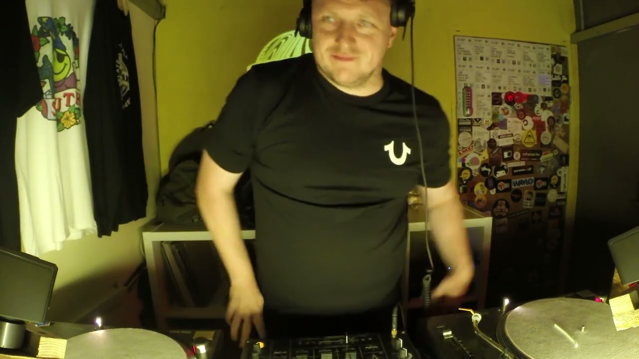 Mister E // 1-hour DJ Mix ~ Garage