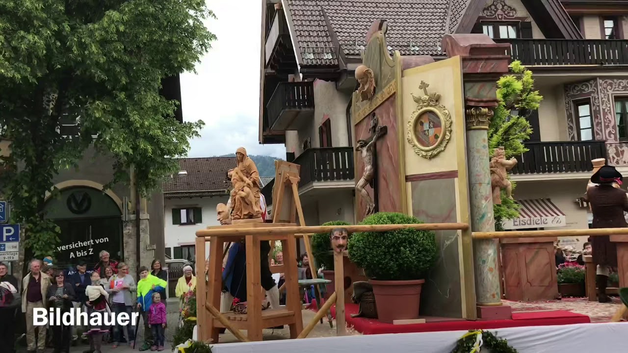 Festzug zur Landesausstellung in Garmisch-Partenkirchen