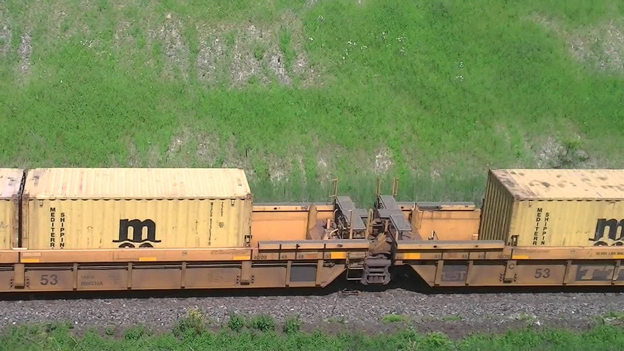 CN 149 intermodal at Beare.