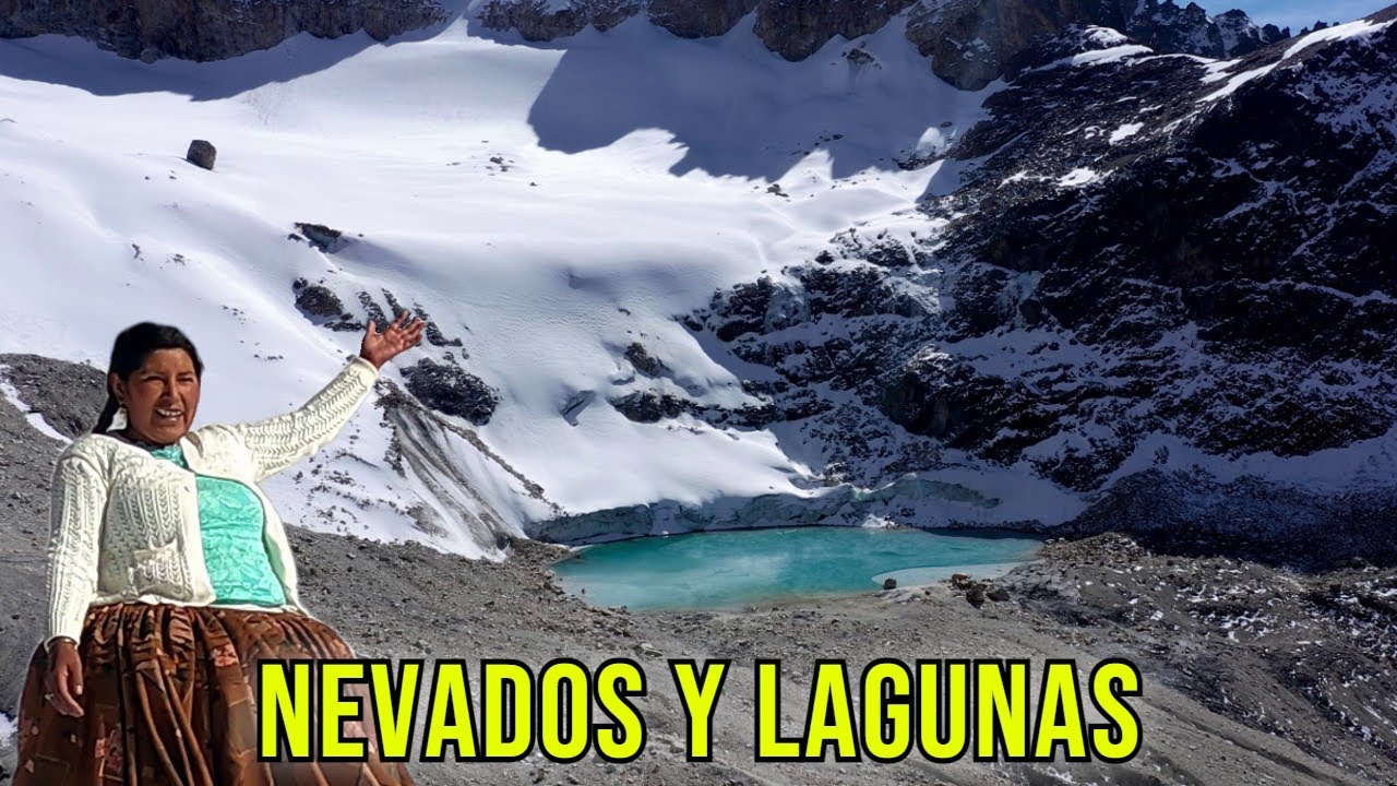 Nevado Charquini y laguna turquesa
