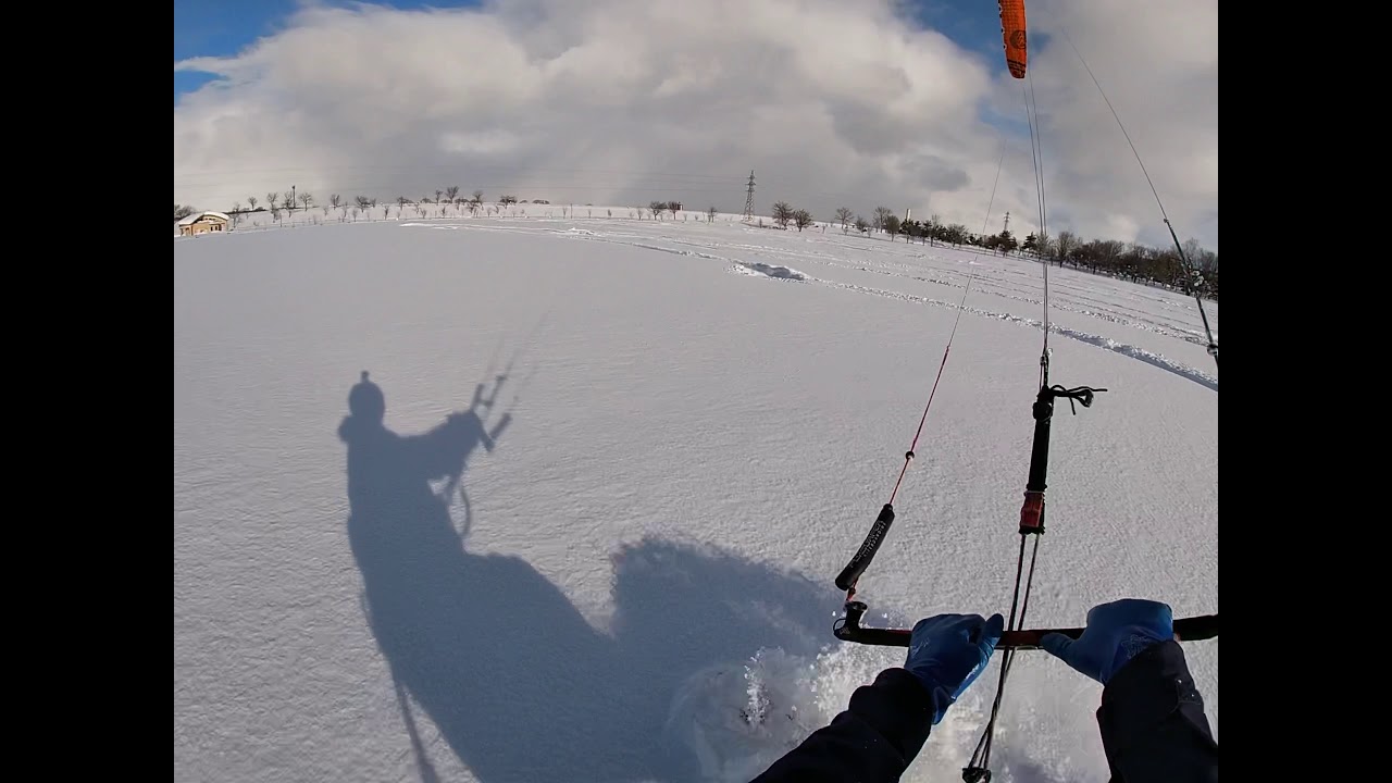 Flysurfer sonic2 15m snowkite at Asahikawa