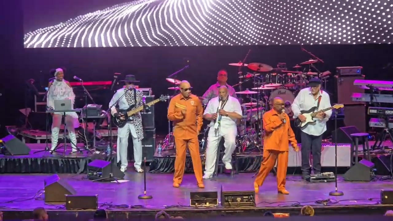 The Whispers LIVE: Views behind the scenes with R&B legends celebrating 60 years #thewhispers