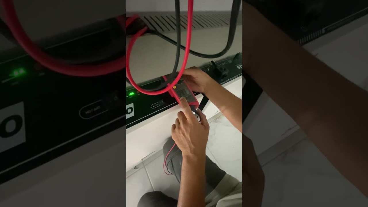 15 kW deye hibrit inverter ve 15 kW lityum batarya sistemi