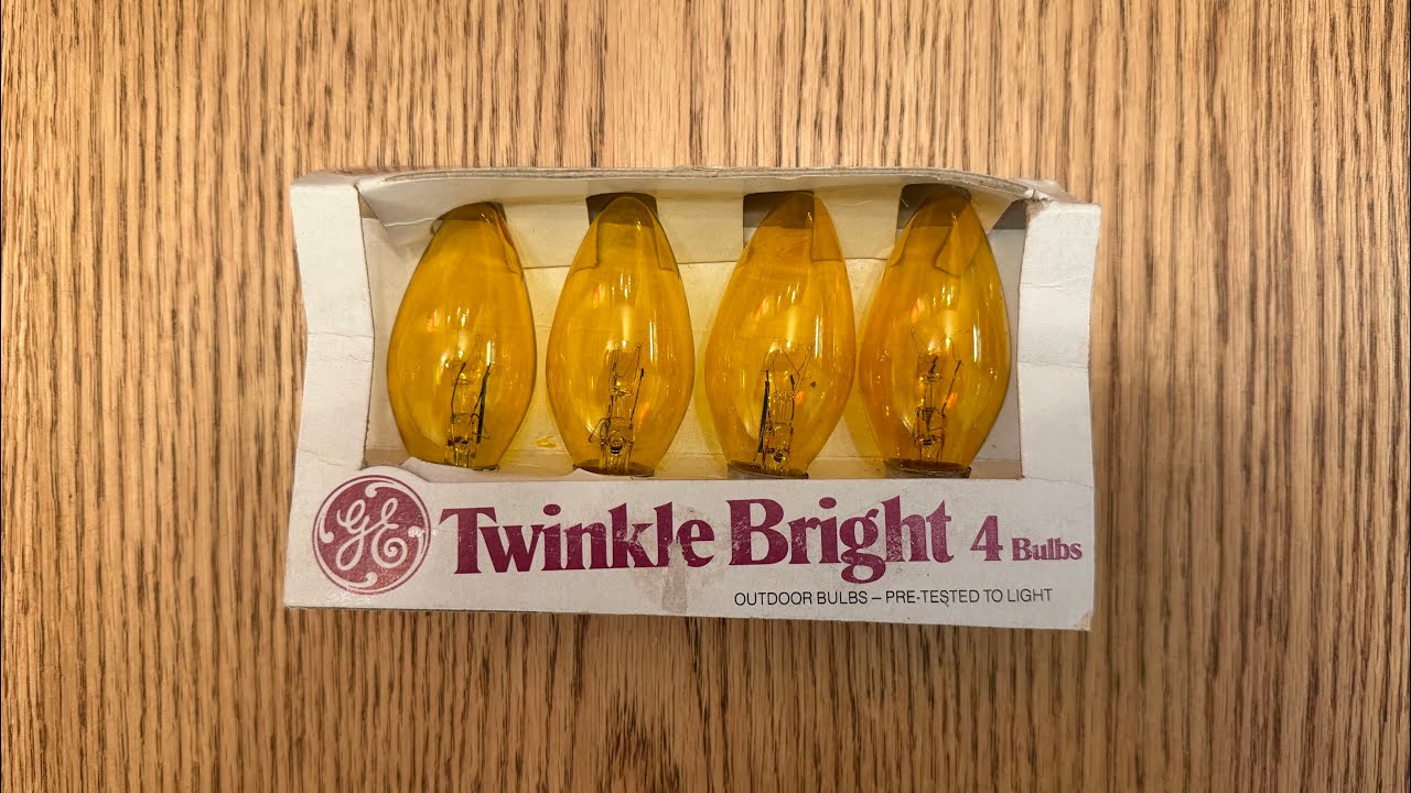 Older GE Twinkle Bright Twinkling C9 Christmas Light Bulbs