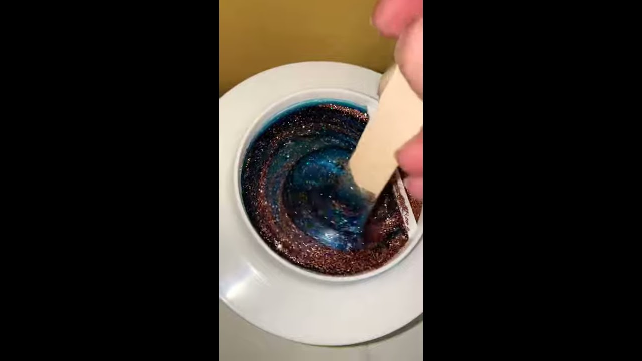Glitter Wax Creations Boss Babe glitter blend paired with Sensor Soft Wax by Epillyss