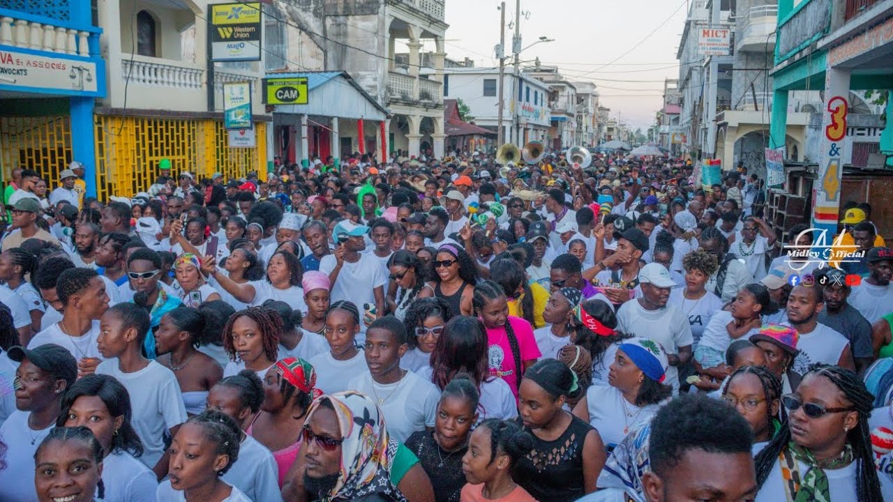 Mabouya Band limen yon sèl Dife nan Ville Aux Cayes tout moun sezi😳