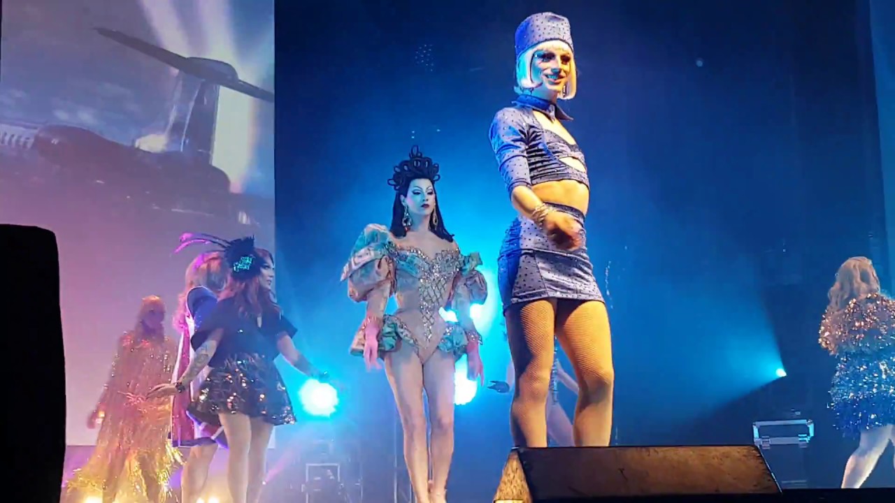 Werq The World Group Opening Number