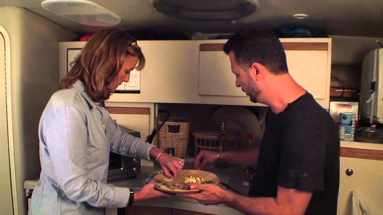 How To Make SHRIMP SCAMPI ON A BOAT in a TOASTER 