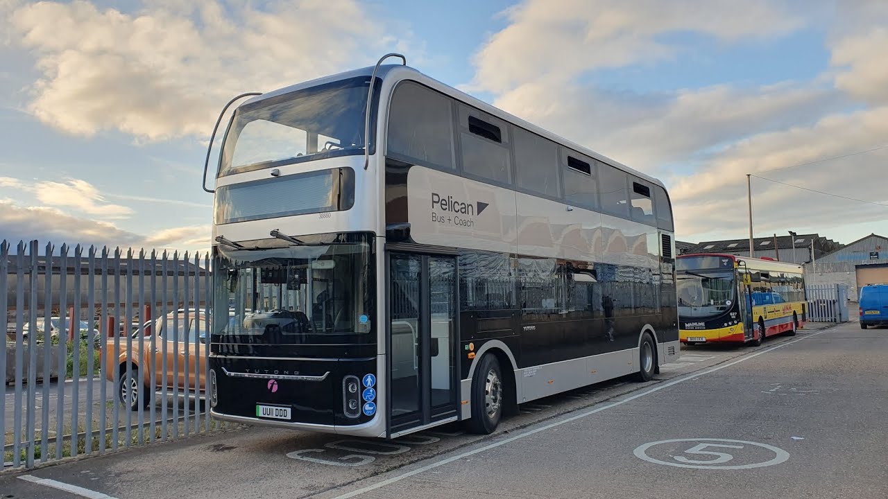 BRAND NEW DEMO!! Pelican Bus & Coach (on loan to First South Yorkshire) Yutong U11DD 38880/UU11DDD