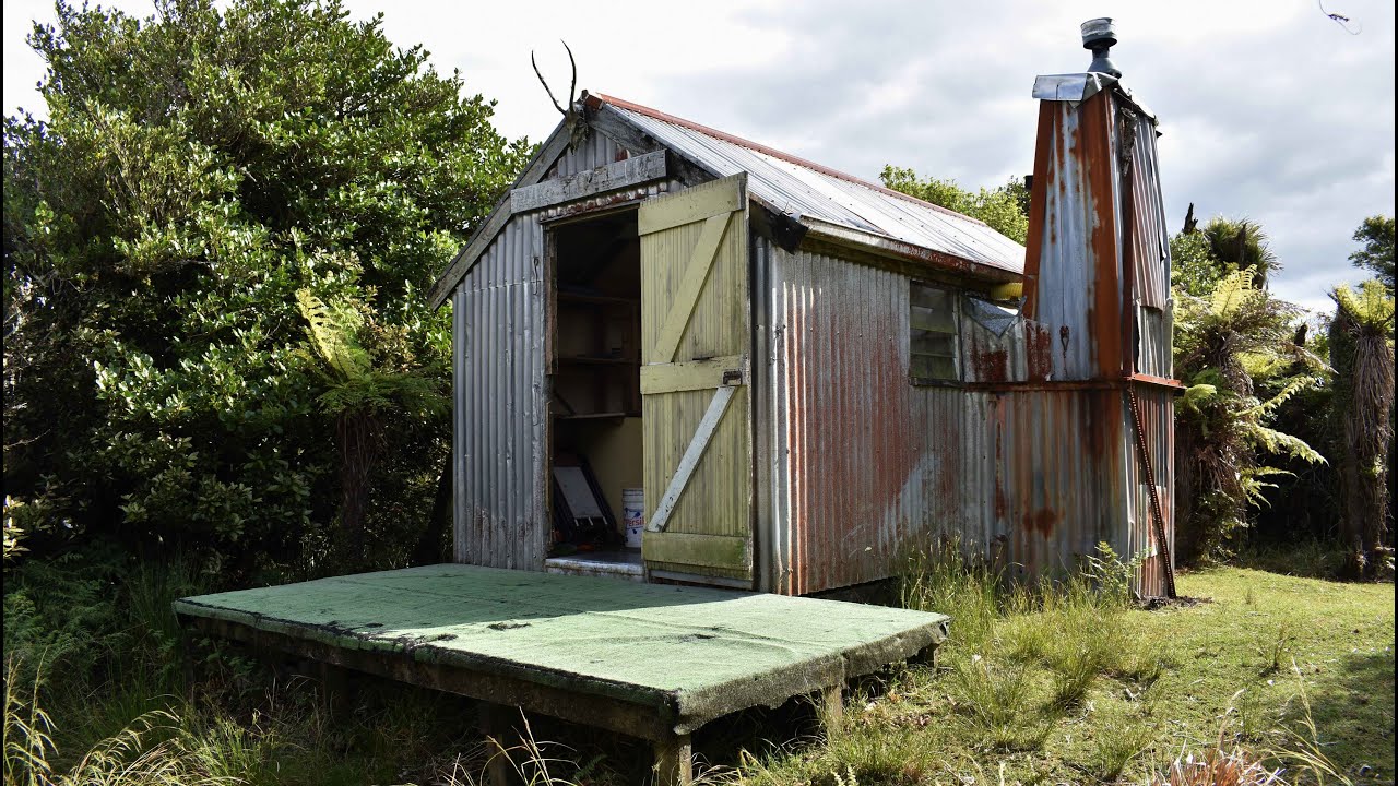 Overnight Tramp to Puketutu Hut - Kaimai Mamaku Conservation Park