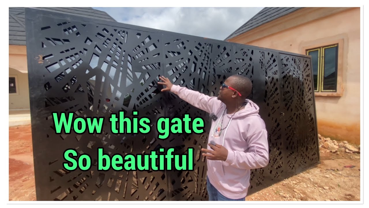THIS IS WHY THIS MAN IS THE BEST WELDER IN BENIN CITY CURRENTLY CHECKOUT THIS BEAUTIFUL GATE
