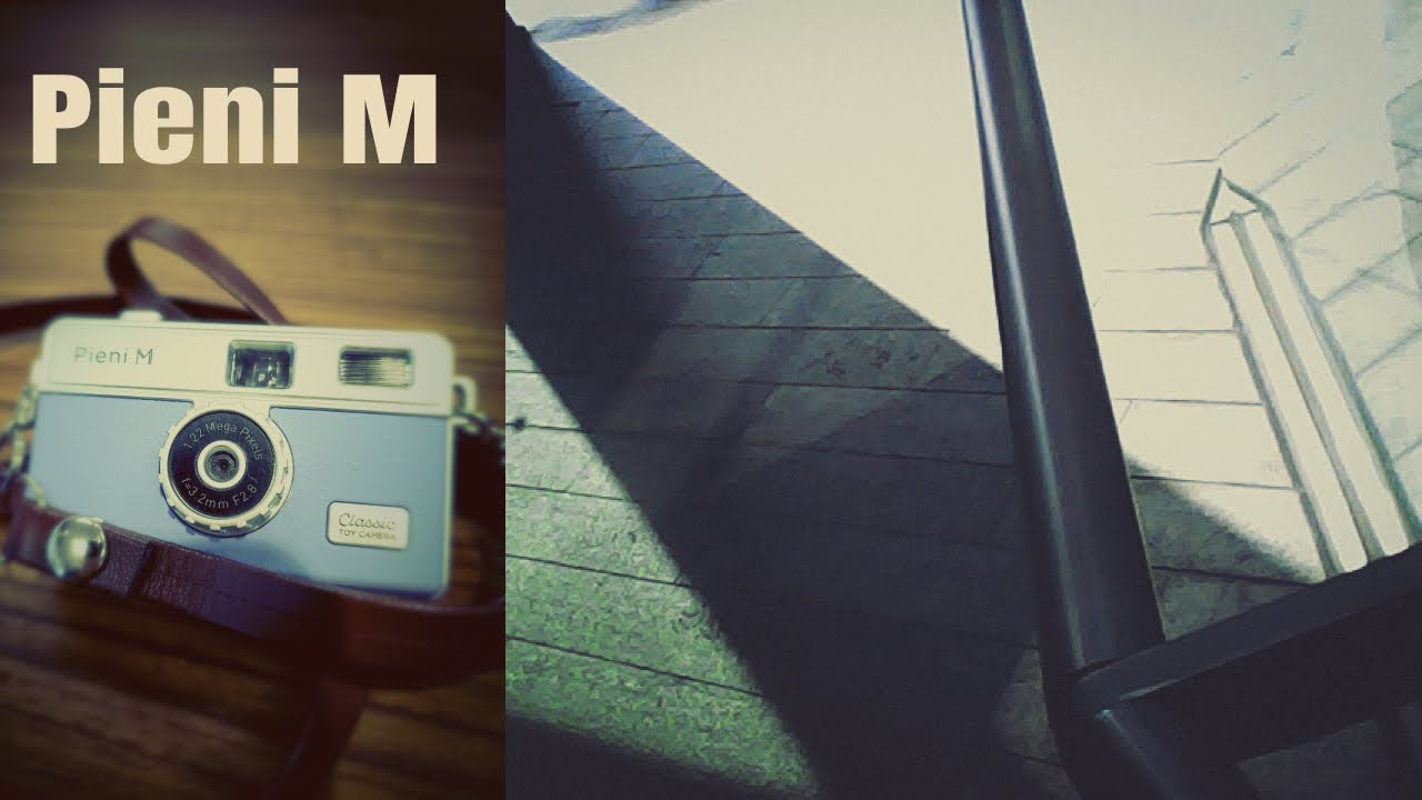 Pieni M toy camera street photography singapore marina one 写真撮影