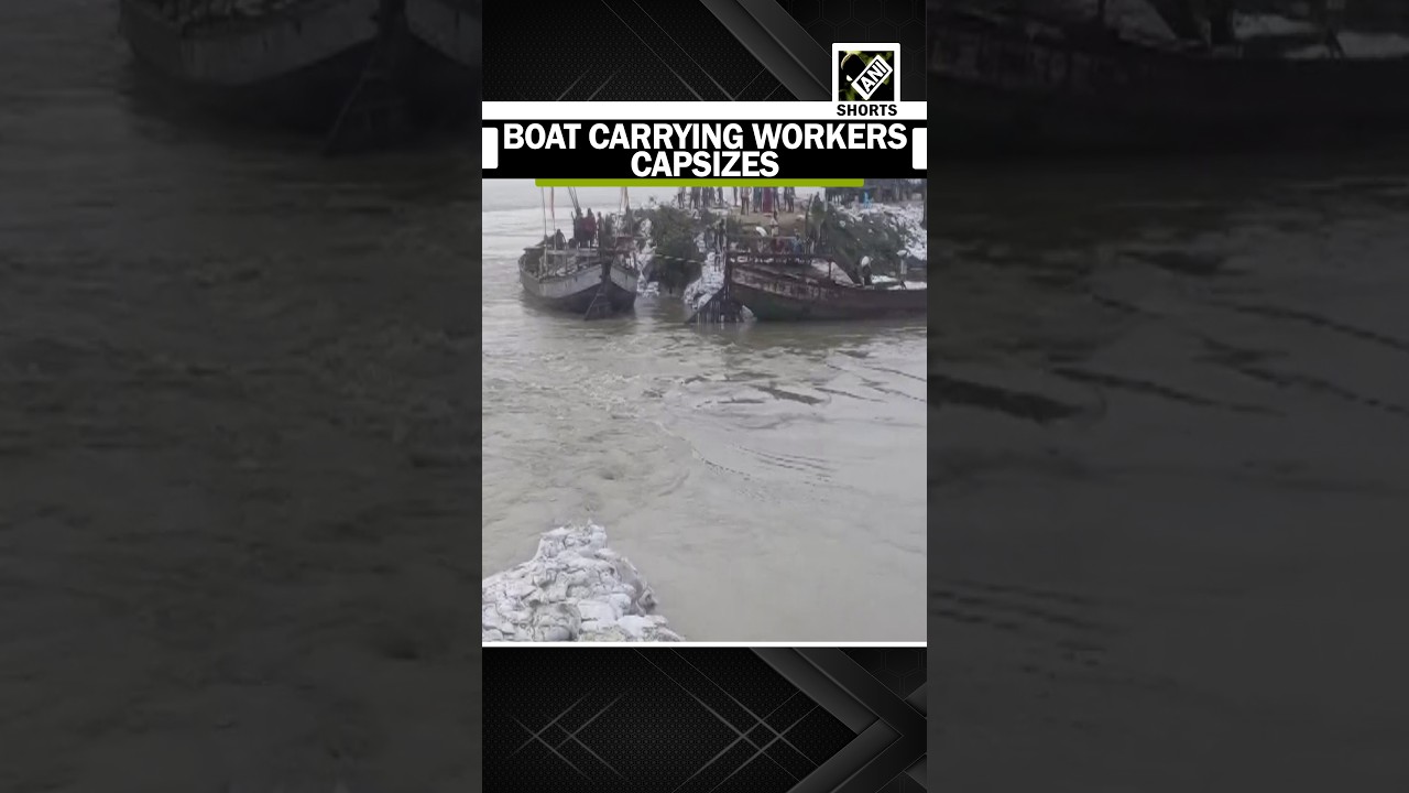 Boat carrying workers capsizes during embankment repair in Bihar&rsquo;s Bhagalpur
