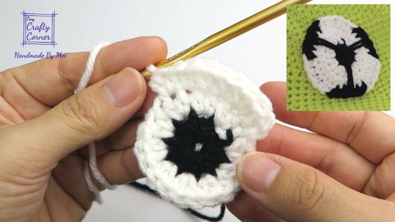 How To Crochet Easy Soccer Ball Applique