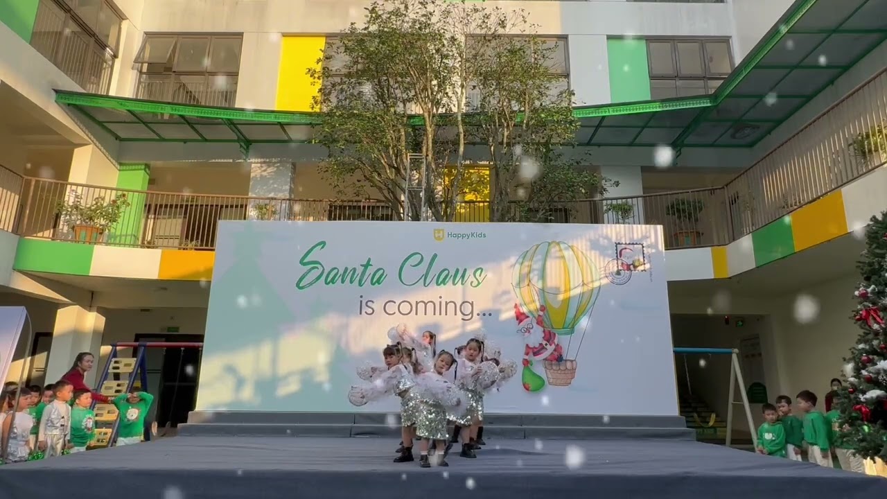 Kem biểu diễn noen 19/12/2025