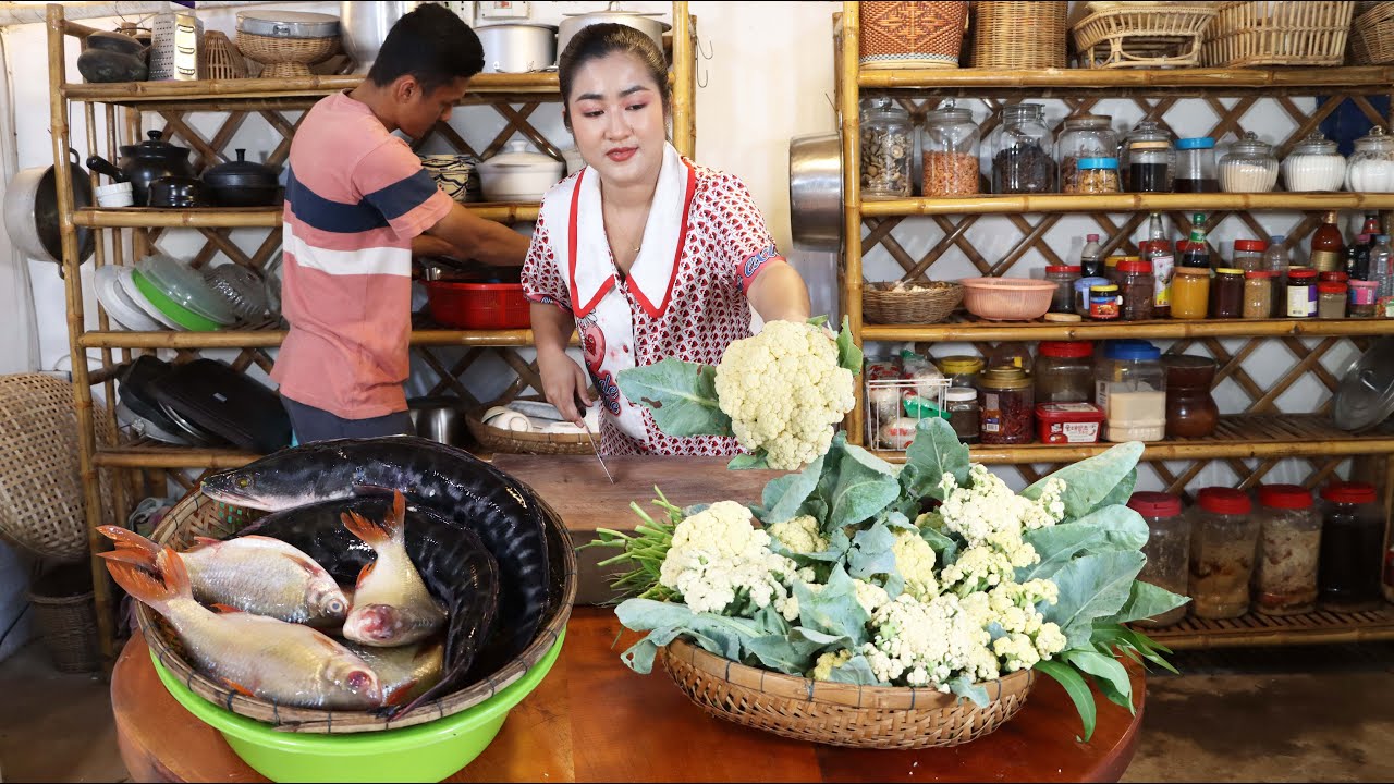 23 March 2023, Wonderful dinner preparation from free ingredient around home - Sreypov life show