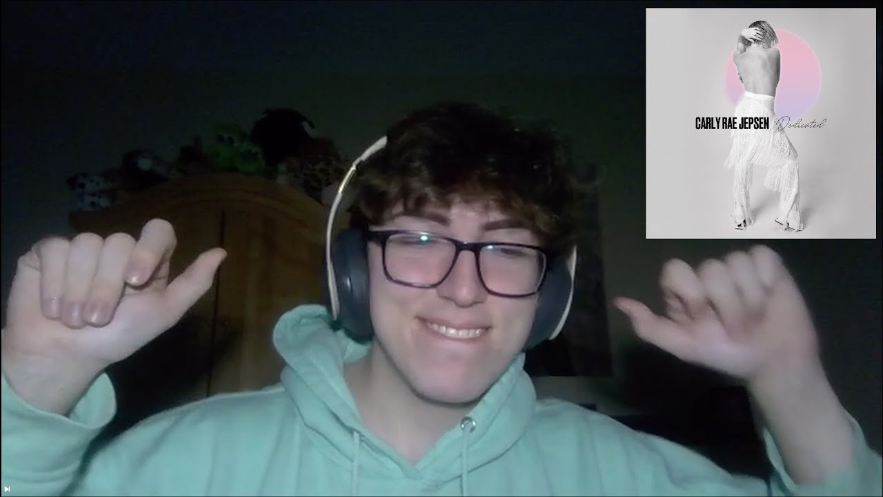 REACTION - Carly Rae Jepsen - Dedicated