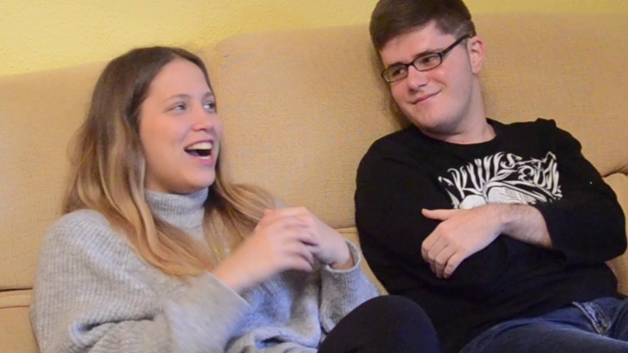 Jóvenes con discapacidad auditiva