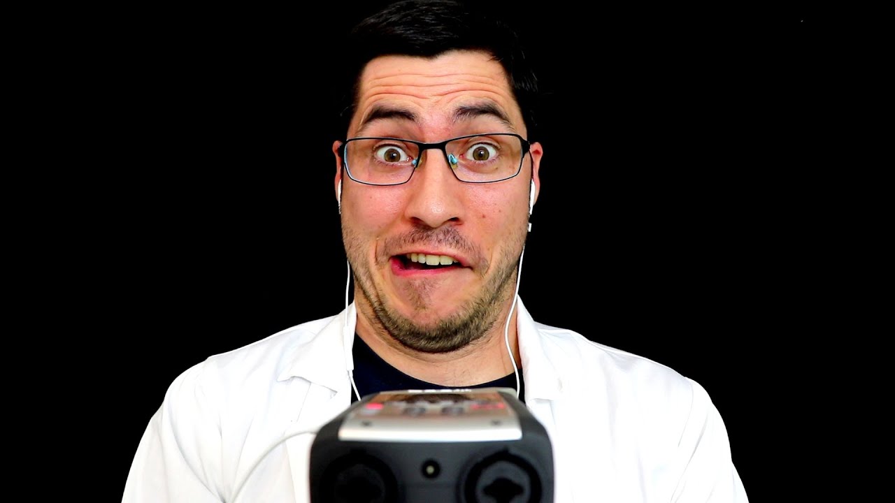 CRASH BANDICOOT consulte le SEXOLOGUE ASMR