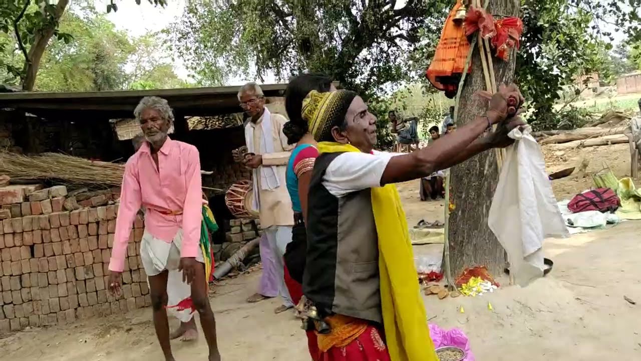 Gaon ki Devta Pooja Naach Gaana U.P (pratapgarh)