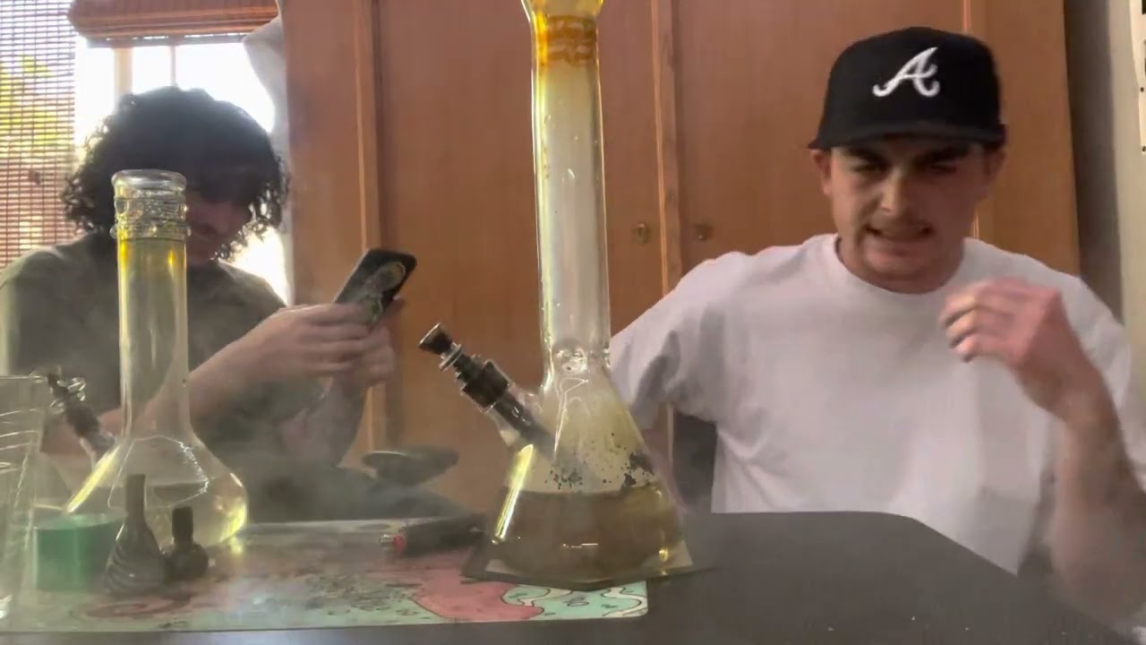 Half gram bong hit (challenge)