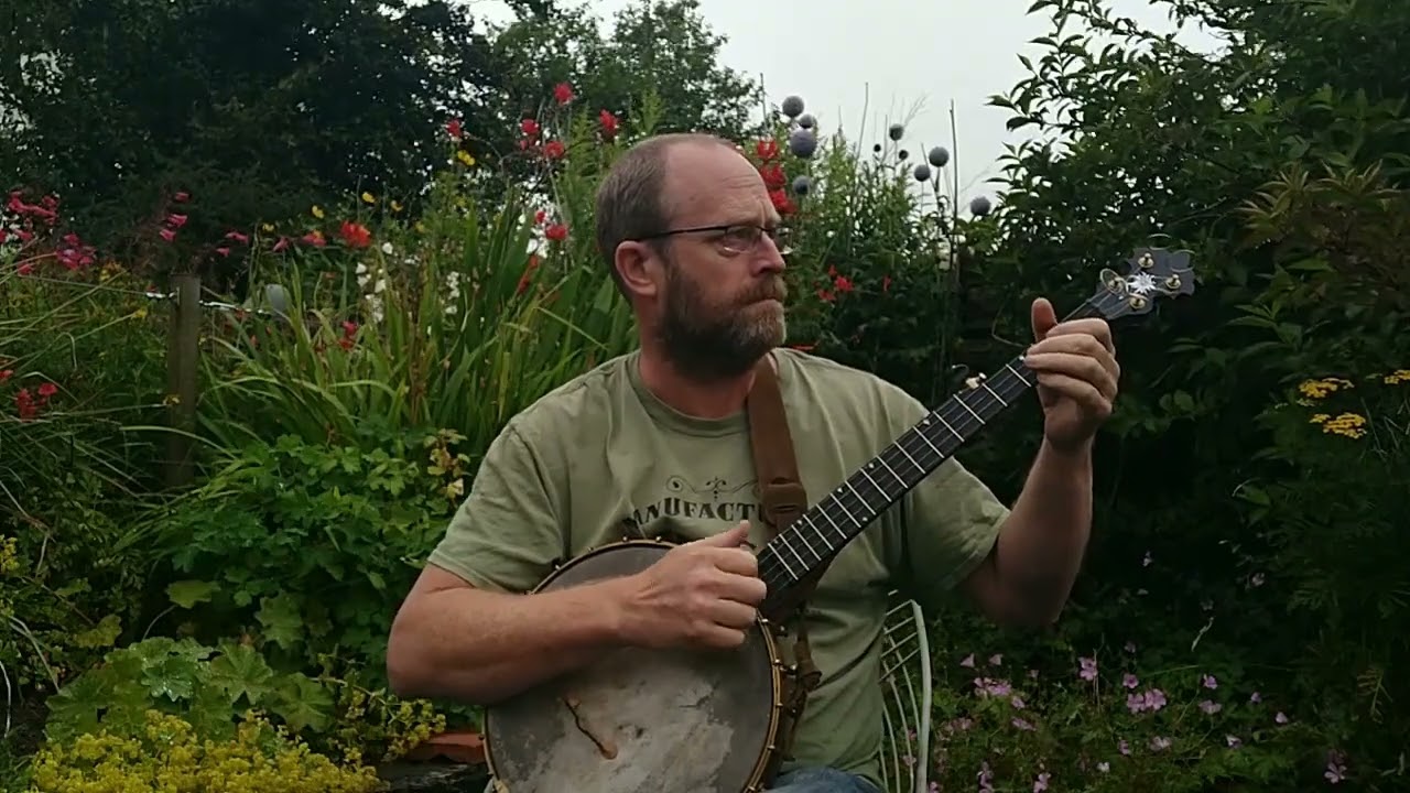 Spanish Ladies. Clawhammer banjo instrumental.