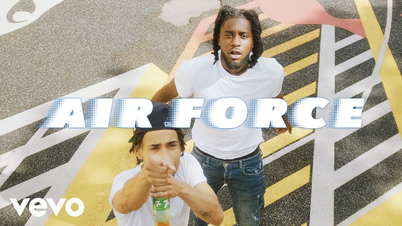 i300 - Air Force (Clip officiel)