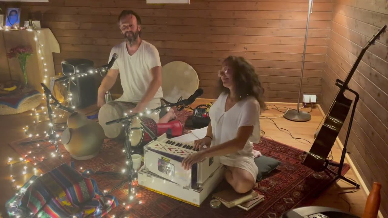 Bolo Sri Krisna Bolo!
