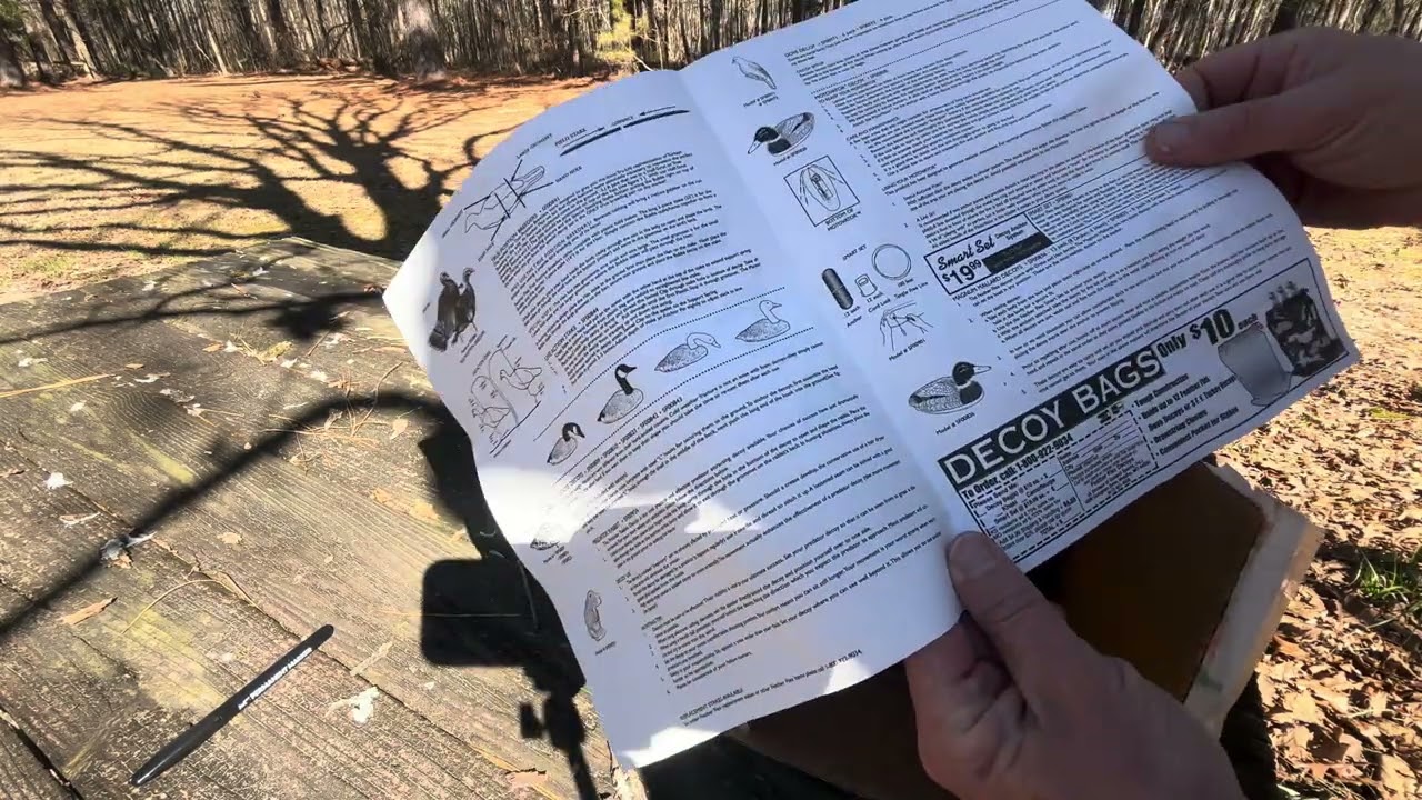 Vintage Feather Flex Love Triangle Turkey Decoys (2)