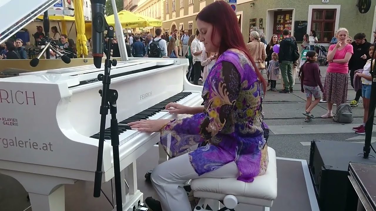 Street Piano 😎😍Open Piano