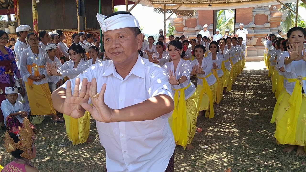 tari rejang sari, bukit tumbu karangasem