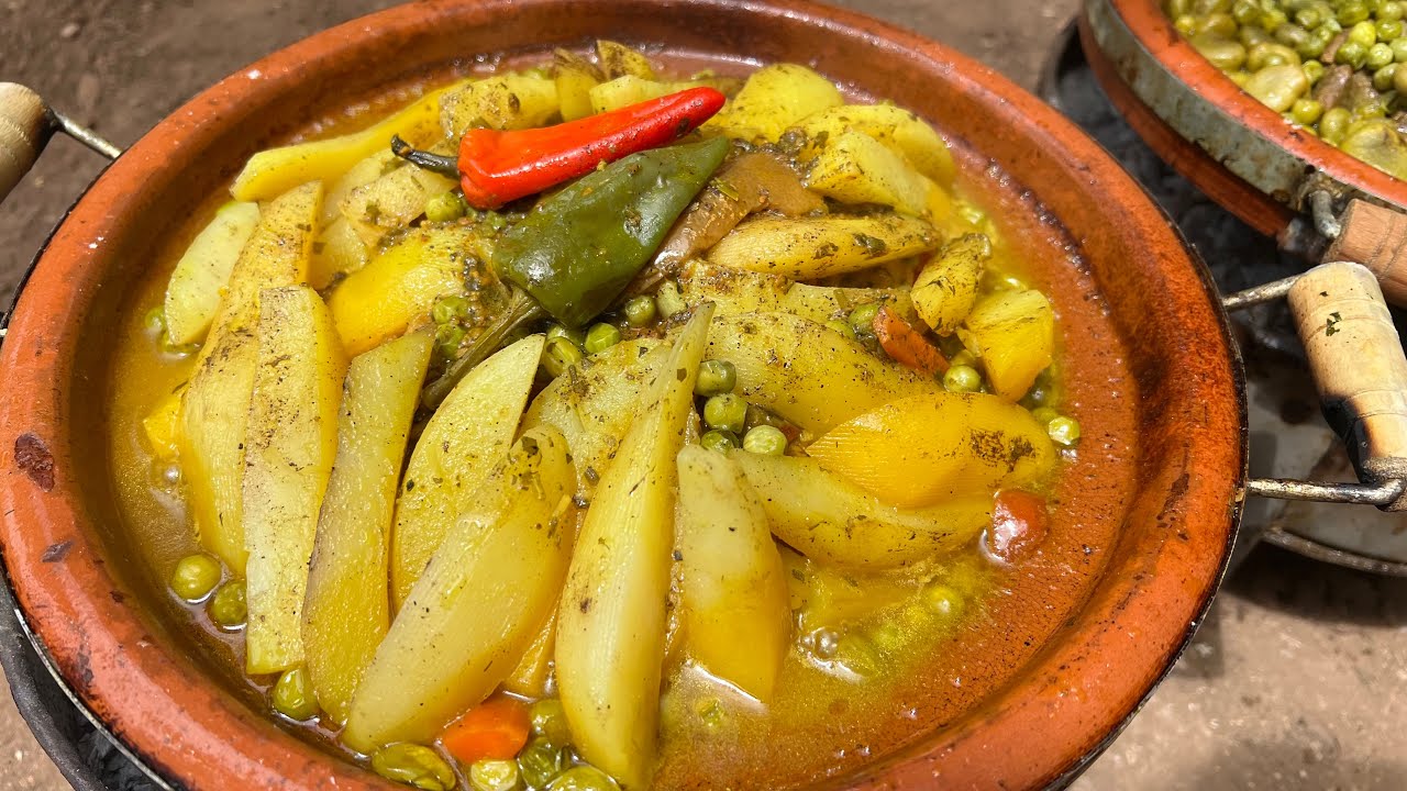 طاجين مغربي ربيعي باللحم و الفول و الجلبانة | طبخ في الطبيعة، بني ملال