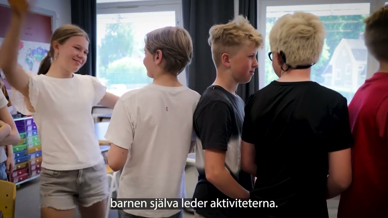 Rörelse på rast – Pedagog (textad)
