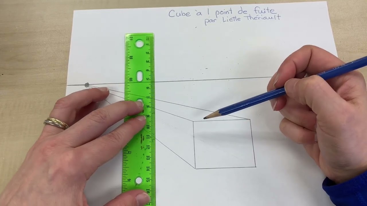 #1.1 - Le Cube &agrave; 1 point de fuite  *Seulement le d&eacute;but de la vid&eacute;o est de travers (le reste est ok).