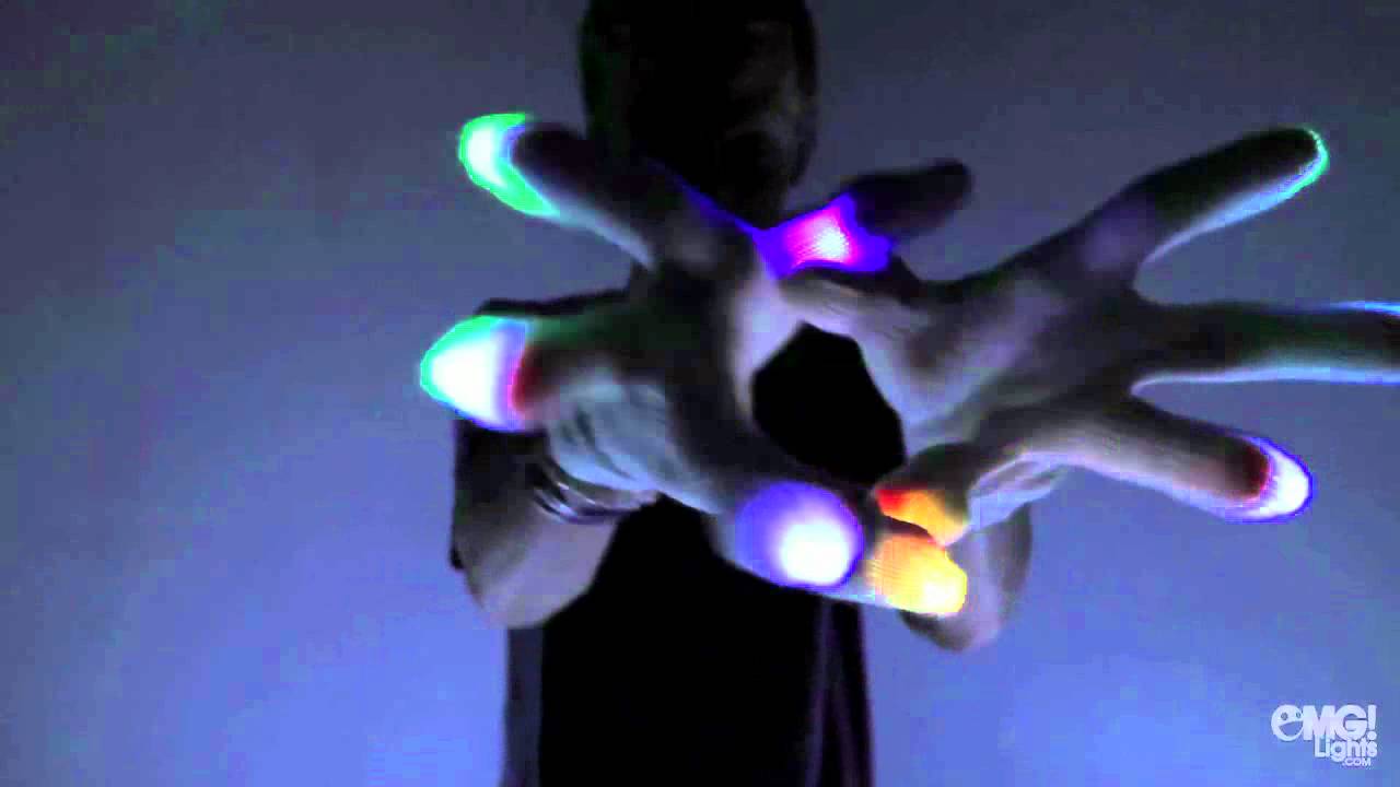 Pikmin Gloveset - Bleek - OMGlights.com