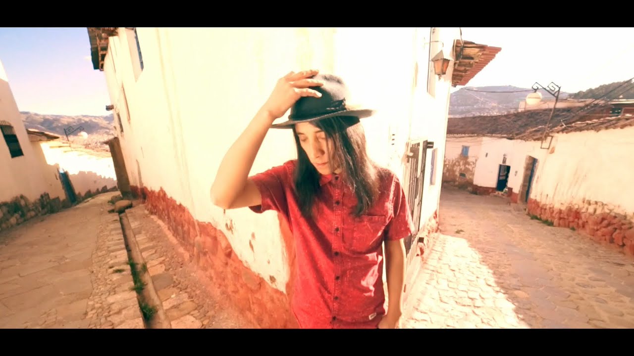 Noche en Cusco - Videoclip Oficial - Mowgly