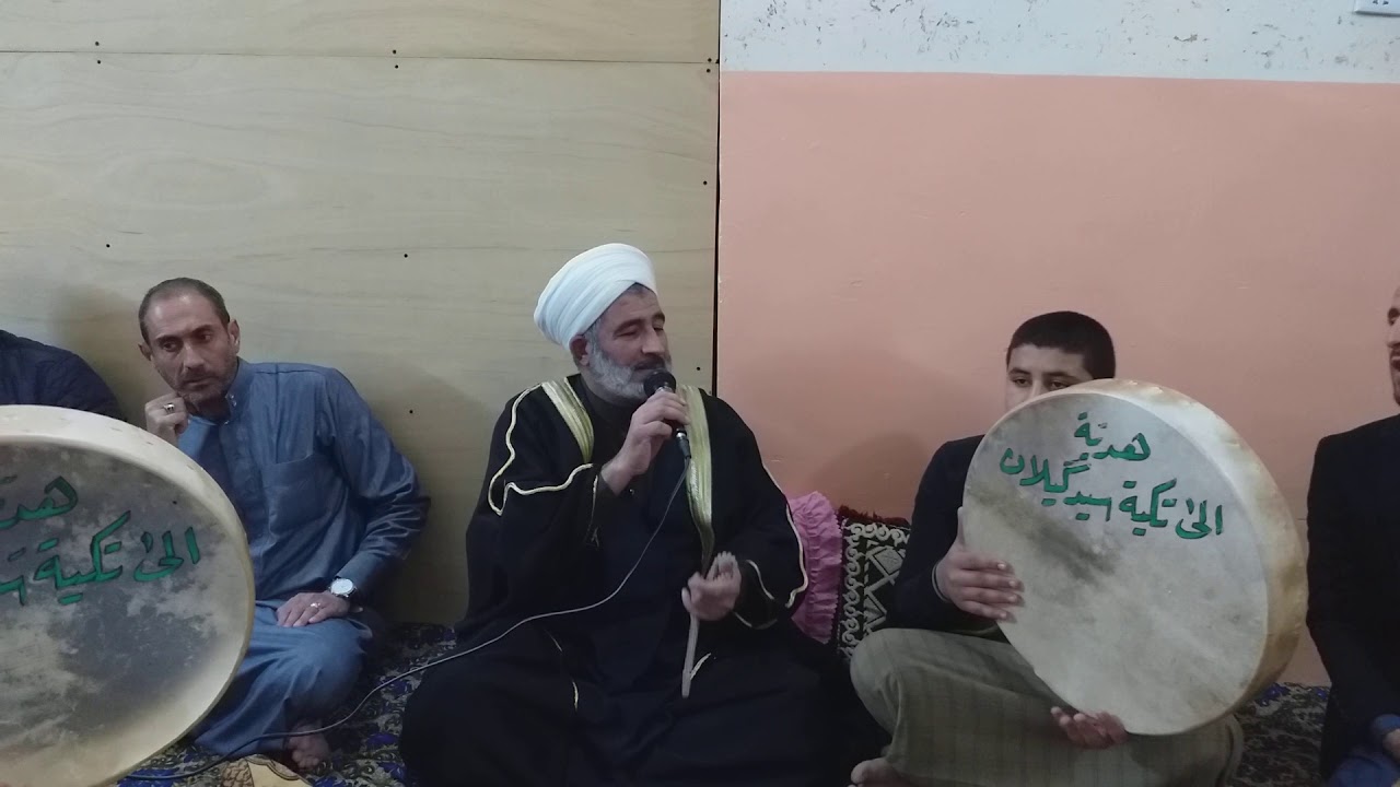 المداح الشيخ عوض الدوري في دار المداح انور الدوري في قضاء الدور المصادف ٩/١٢/٢٠٢٠