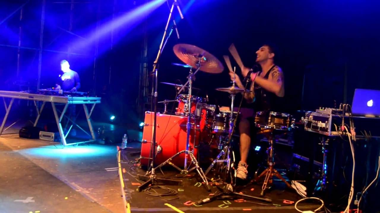 Mezzosangue - Still Proud (LIVE BRESCIA) // SOUL OF A SUPERDRUM TOUR