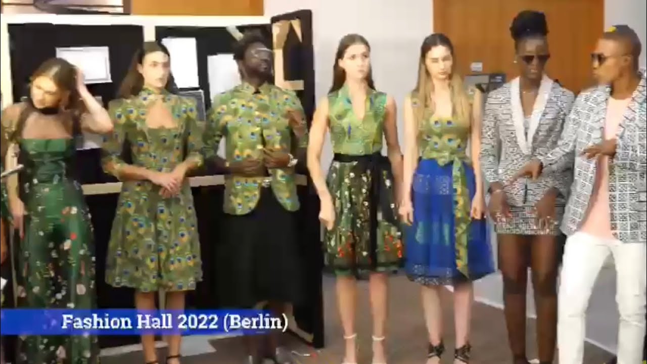 LA HONG BERLIN FASHION HALL 2022 - Opening Berlin Fashion Week