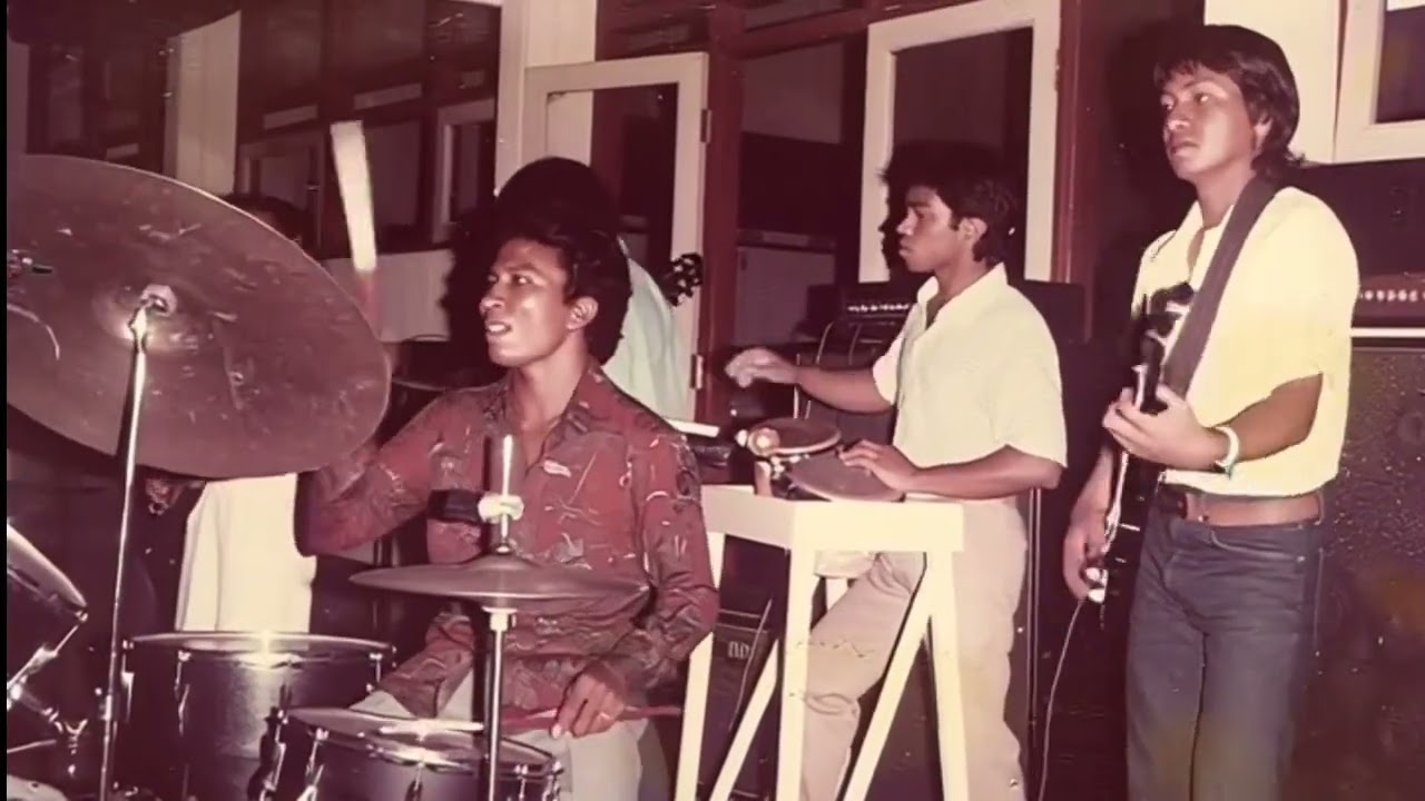 Album: Kenangan Masih Sekolah - Dangdut Remix Koplo 